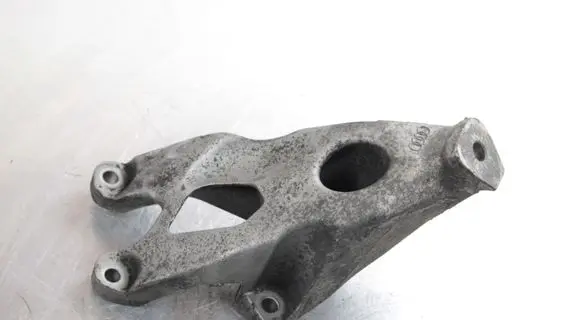 Audi A4 S4 B8 8K Engine mounting bracket 8K0199307