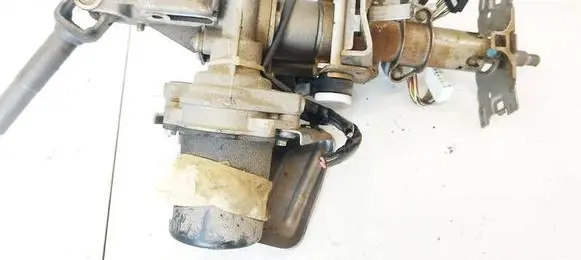 Toyota Yaris Power steering pump 