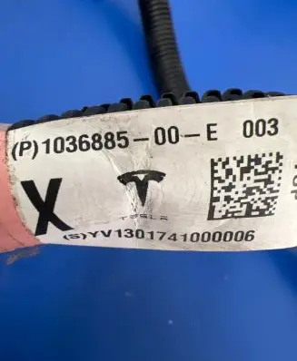 Tesla Model X Positive cable (battery) 103688500E