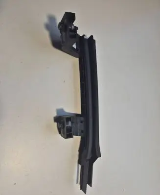 Peugeot 3008 III Front door windshield rail 9811896880
