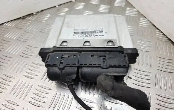 Volkswagen e-Golf Engine control unit/module 0EA907309A 0261S09103