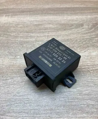 Mercedes-Benz E W211 Light module LCM A2118203226 5DF008278