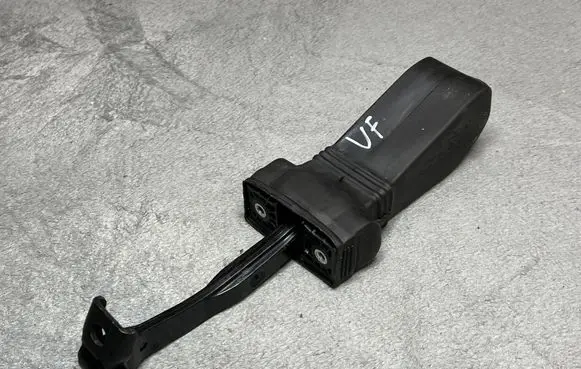 Audi A6 S6 C7 4G Front door check strap stopper 4G0837249C