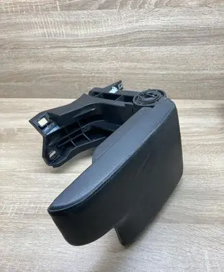 BMW 3 E46 Armrest 8213678