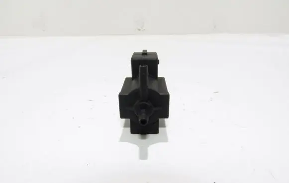 Mercedes-Benz S W220 Turbo solenoid valve 0025401897