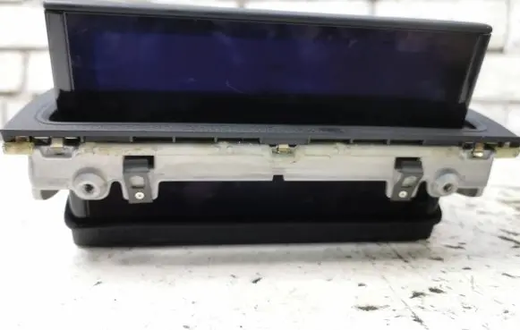 Audi A3 S3 8V Screen/display/small screen 8V0857974E 8V0857273P TN0011309