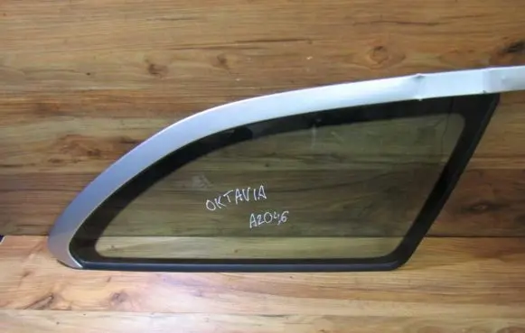 Rear side window