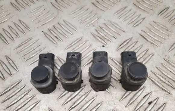 Audi A4 S4 B8 8K Parking PDC sensor 3C0919275S