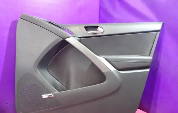 Volkswagen Tiguan Door card panel trim set 5N0012002