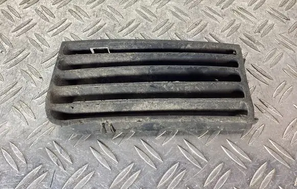 Audi A8 S8 D2 4D Front bumper lower grill 4D0853683K