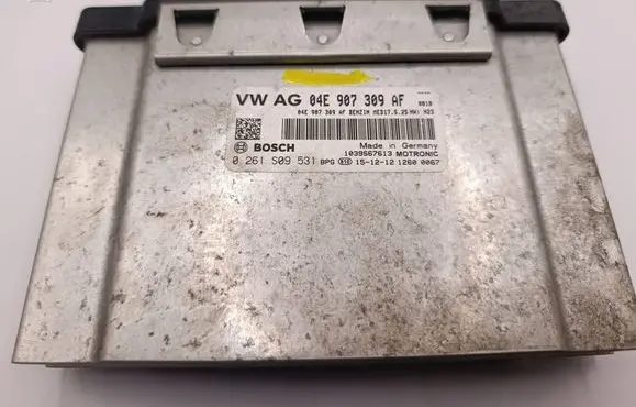 Volkswagen Polo V 6R Engine control unit/module 04E907309AF 0261S09531