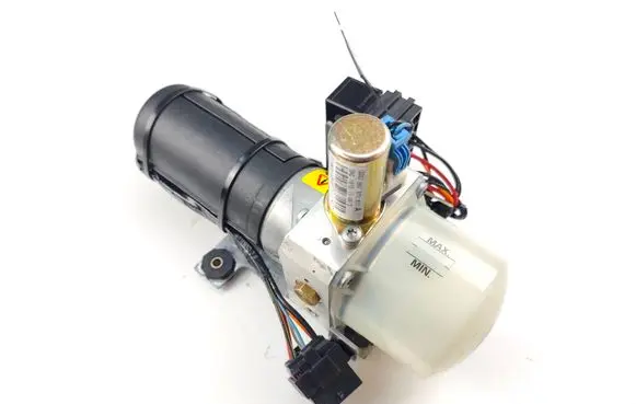 Audi TT Mk1 Convertible roof hydraulic pump 8N7871611A