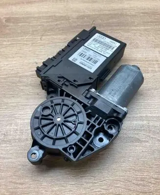Audi A8 S8 D3 4E Rear door window regulator motor 4E0959802C 4E0910802A 02C