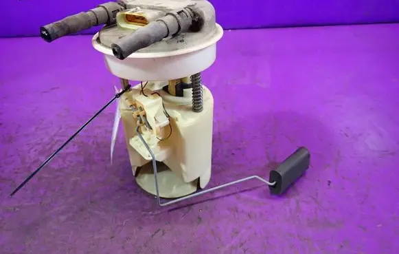 Mitsubishi Carisma In-tank fuel pump 