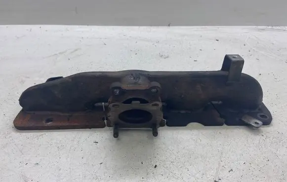 Ford Kuga I Exhaust manifold