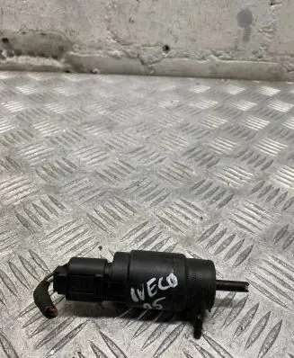 Iveco Daily 30.8 - 9 Windscreen/windshield washer pump 504015670
