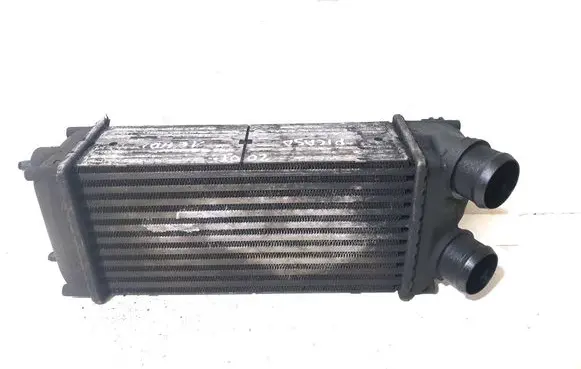 Citroen C4 I Picasso Intercooler radiator