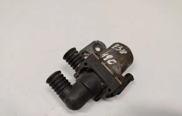 BMW 7 E38 Webasto circulation pump for autonomous heater 8369551 64118369551
