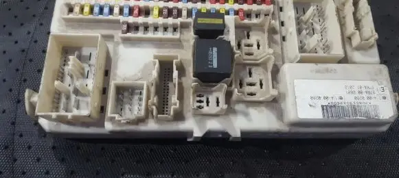Ford Focus Fuse box set 6s74882