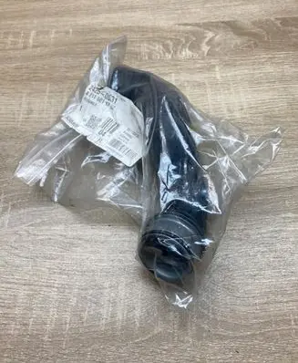 Mercedes-Benz E W211 Engine coolant pipe/hose A2115011282 24250631