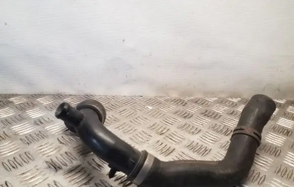 Volkswagen PASSAT CC Engine coolant pipe/hose 3AA122101F