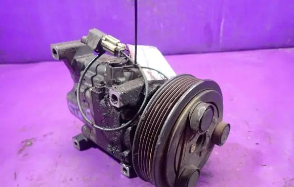 Mazda 3 I Air conditioning (A/C) compressor (pump) H12A1AG4A0