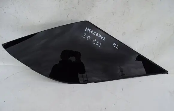 Mercedes-Benz ML W166 Rear side window 16624122