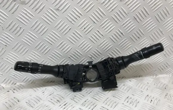 Lexus IS 220D-250-350 Wiper turn signal indicator stalk/switch 17F219 17F163