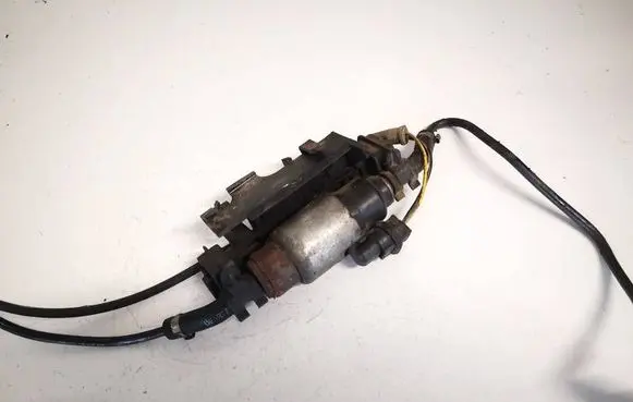 Volkswagen Touran I Webasto circulation pump for autonomous heater 