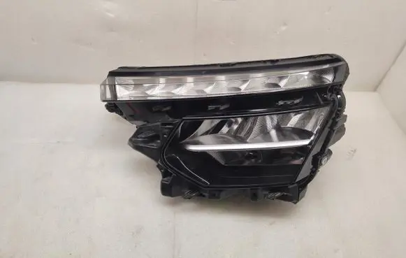 Skoda Kamiq Headlight/headlamp
