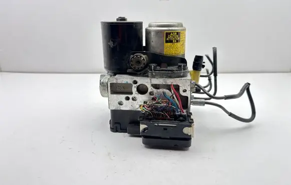 Lexus GS 300 350 430 450H ABS Pump 4451030270 1RC042204