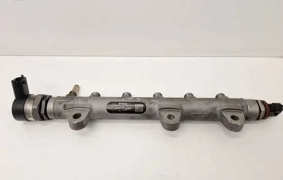 Renault Laguna III Fuel main line pipe 0445214155 H8200610223 8200842432