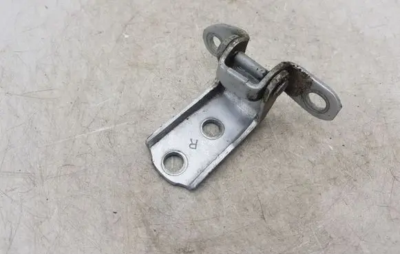 Lexus IS 220D-250-350 Rear door upper hinge NOCODE