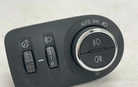 Opel Grandland X Light switch 39085925