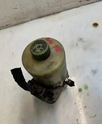 Volkswagen Polo Power steering pump 6Q0423156S 2423051T 6Q1423051AJ