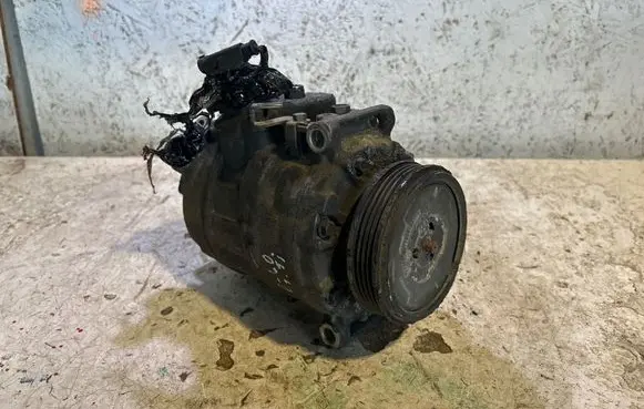 BMW 5 E60 E61 Air conditioning (A/C) compressor (pump) 7SEU17C C134A GE4472209371