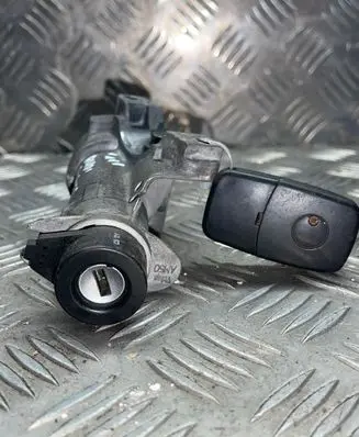 Audi A6 S6 C5 4B Ignition lock 4B0905851C