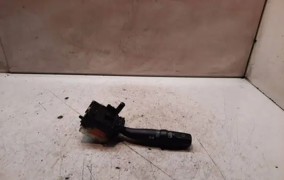 Toyota Avensis T250 Indicator stalk 173650