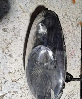 Nissan Micra Headlight/headlamp 89900074 E204711 26060BC500