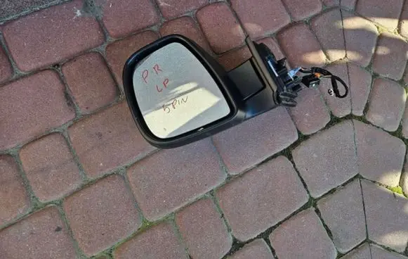 Opel Combo E Front door electric wing mirror