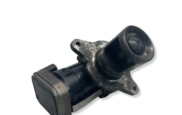 Mercedes-Benz C W204 EGR valve 109315 00005320C5