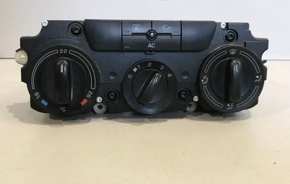 Skoda Octavia Mk2 (1Z) Climate control unit 1Z0820045A