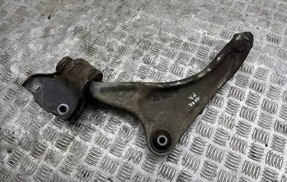 Front lower control arm/wishbone
