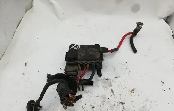 Seat Alhambra (Mk1) Positive wiring loom 1J0937773