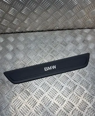 BMW X3 F25 Side skirt front trim 7205597 0710810910