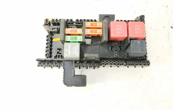 Mercedes-Benz C W205 Fuse box set DALISID3673 2059068501 A2059068501