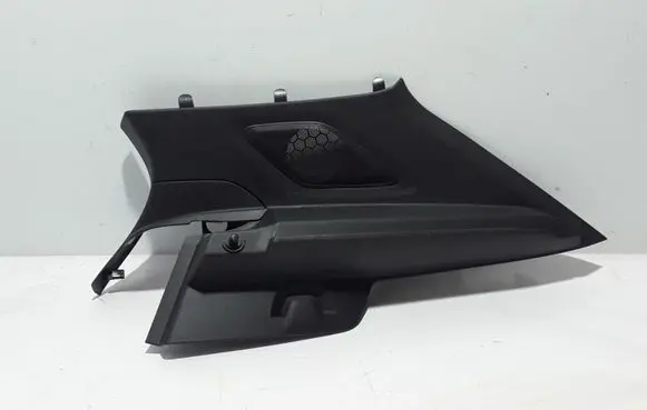 Volvo XC40 Tailgate/trunk side cover trim 32244155