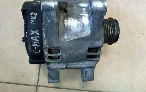 Ford Focus Generator/alternator AV6N10300GC