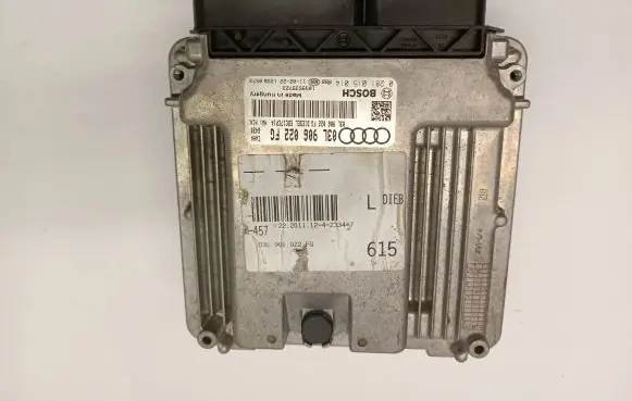 Audi A4 S4 B8 8K Engine control unit/module 03L906022FG 0281015014