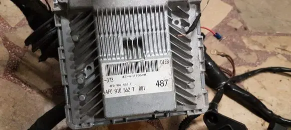 Audi A6 S6 C6 4F Engine control unit/module ECU 4F0910552T